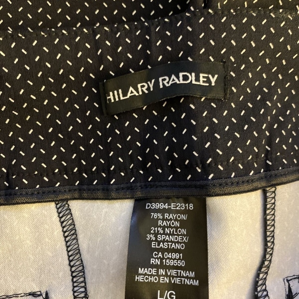 Hilary Radley NWT Large Blue & White w/Geometric Print Pull-On Bermuda Shorts - Picture 5 of 6